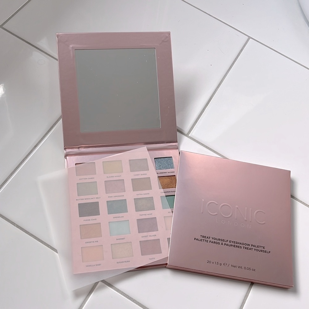 💋ICONIC London Treat Yourself Eyeshadow Palette - Picture 3 of 3